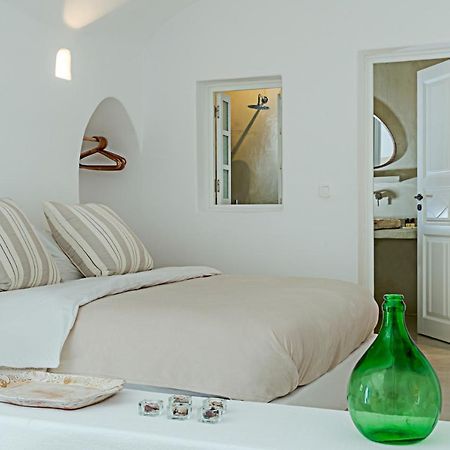 Crown Of Fira Villa Firostefani Exterior photo