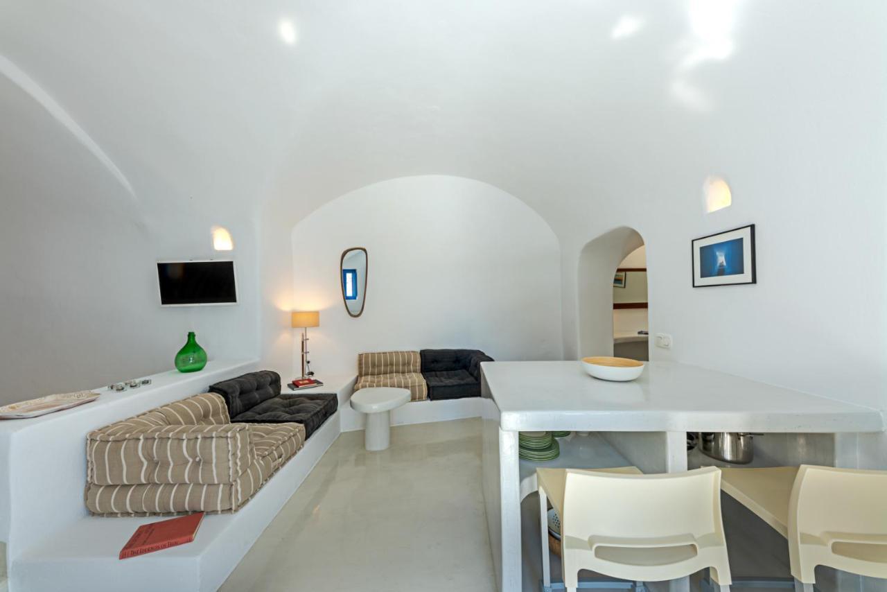 Crown Of Fira Villa Firostefani Exterior photo