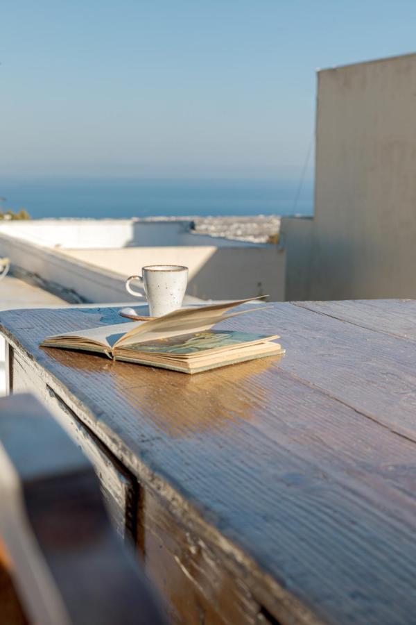 Crown Of Fira Villa Firostefani Exterior photo