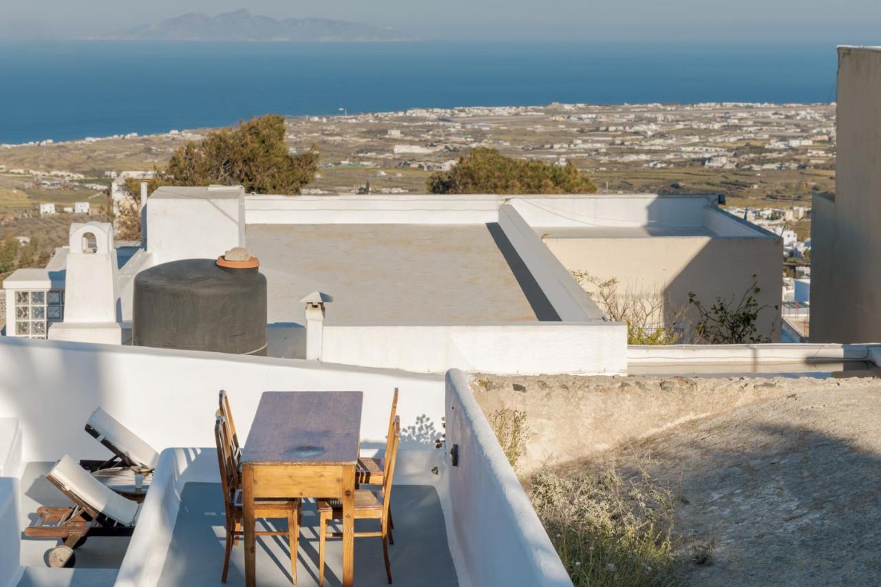 Crown Of Fira Villa Firostefani Exterior photo