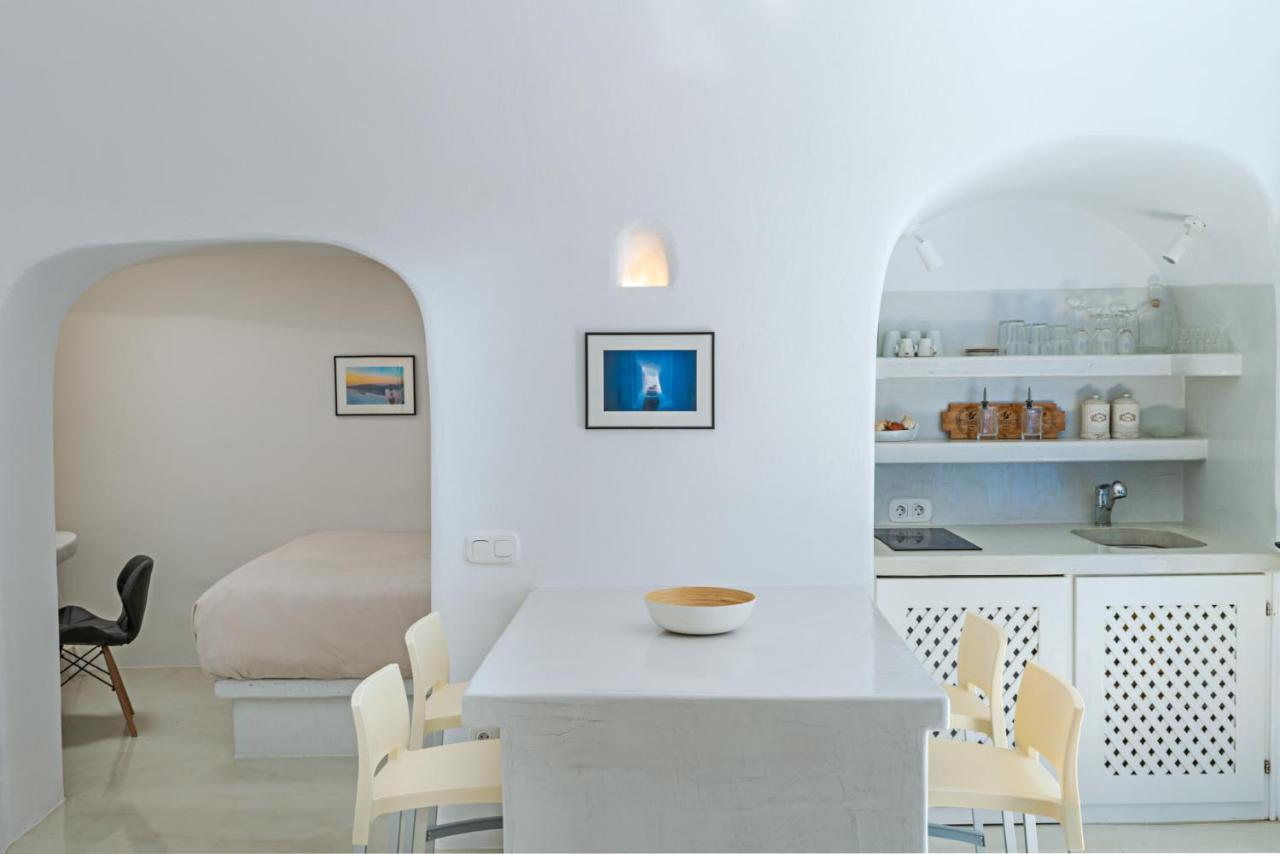 Crown Of Fira Villa Firostefani Exterior photo